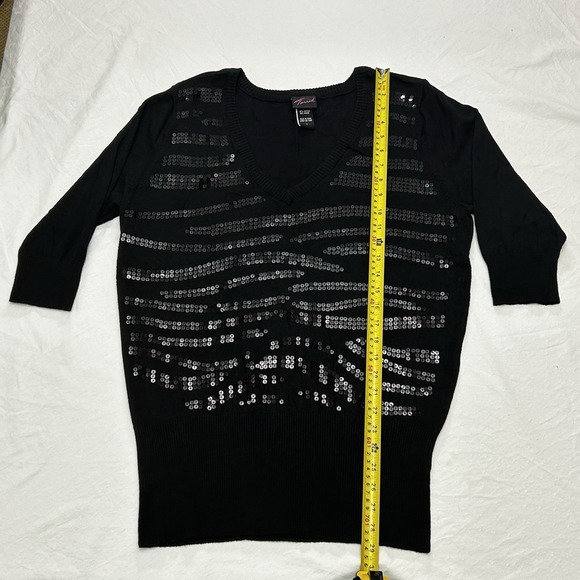 Torrid Women's Dressy Black Sequined V-Neck Sweater Plus Size 1 Short Sleeve - Picture 4 of 6